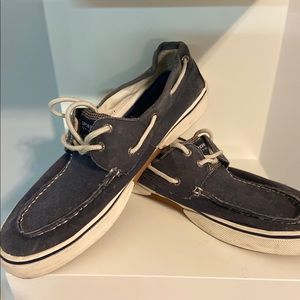 Men’s Navy Blue Sperry boat shoes